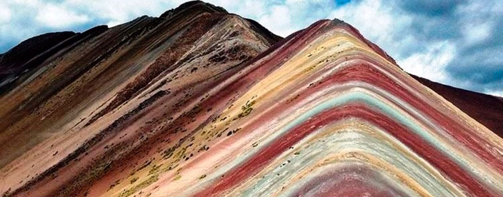 Tour Caminata a la Montaa de 7 Colores de 2 das